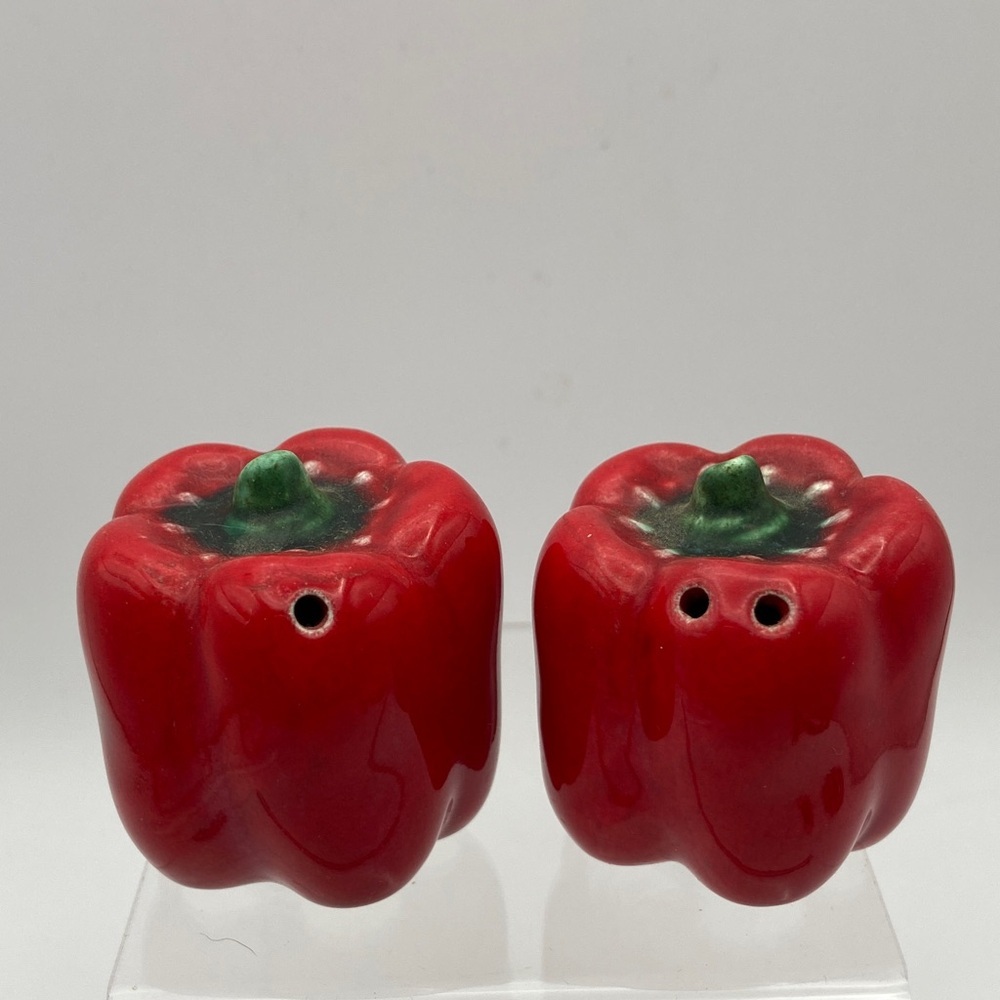 Arcadia Ceramics Red Bell Pepper Ceramic Salt & Pepper Shakers Set of 2